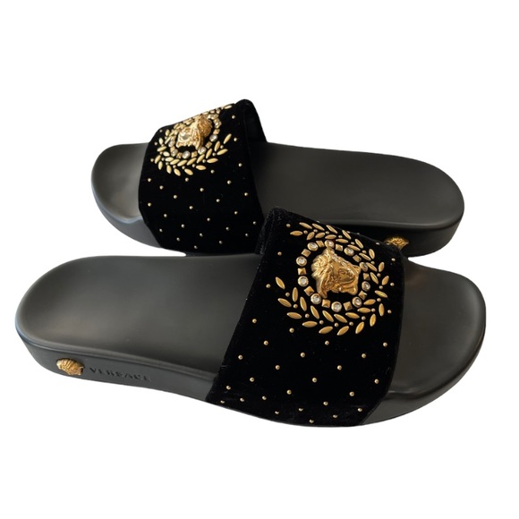 BNWT Versace Black Suede Medusa Slides. 
Size 37. 
+ Dust Bag & Box. - Picture 4 of 7